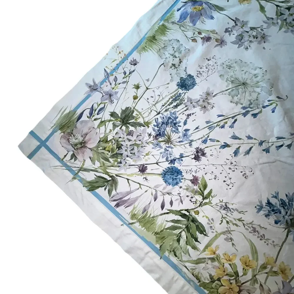 Williams Sonoma Floral Meadow Tablecloth white with wildflower botanical 70x120”